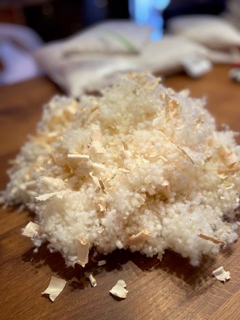 Schafschurwoll-Kissen mit Zirbenholz Schafschurwoll-Kissen mit Zirbenholz